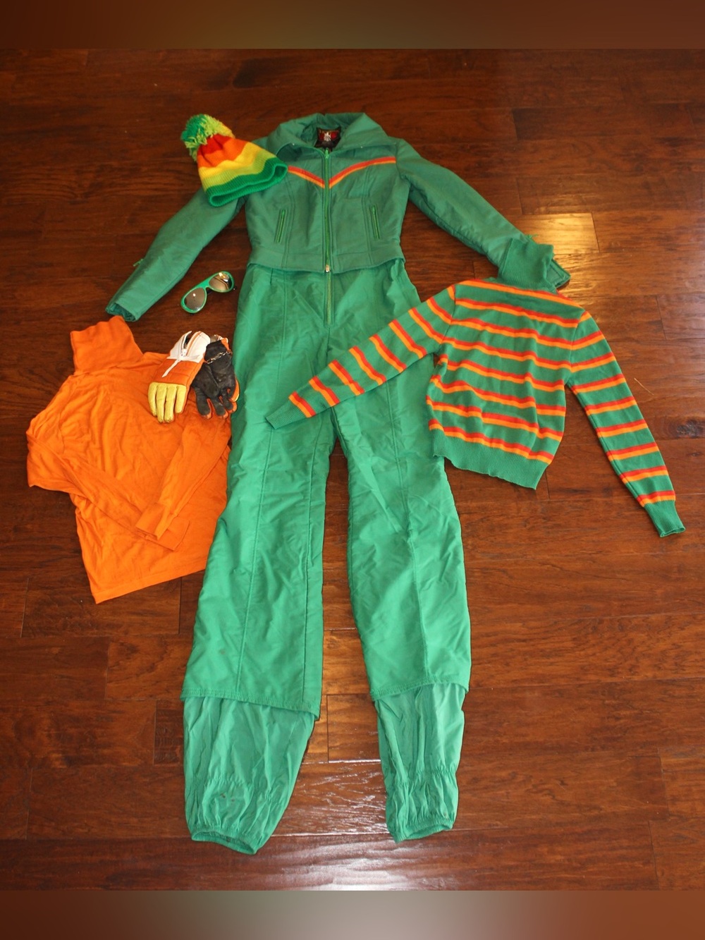 Vintage Retro Ski Set | One Piece + Accessories | Medium